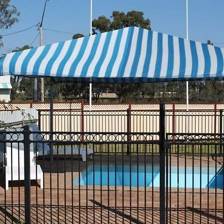 Nandewar Motor Inn Narrabri Exterior foto